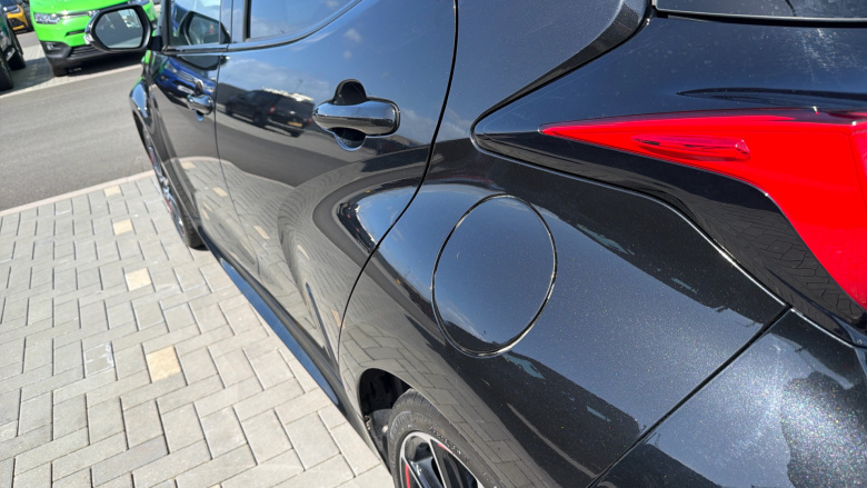 Toyota Yaris 1.5 Hybrid GR Sport 5dr CVT Hybrid Hatchback